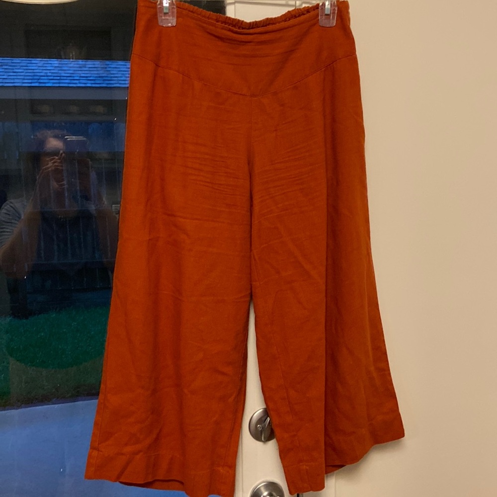 Wide Leg Capri Pants